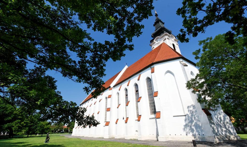 Mátyás Panzió Szeged Exterior foto
